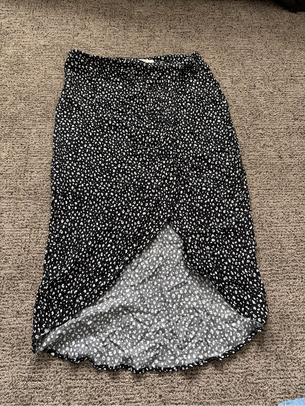 URBAN Romantics Black and White Speckled High-Low Skirt
